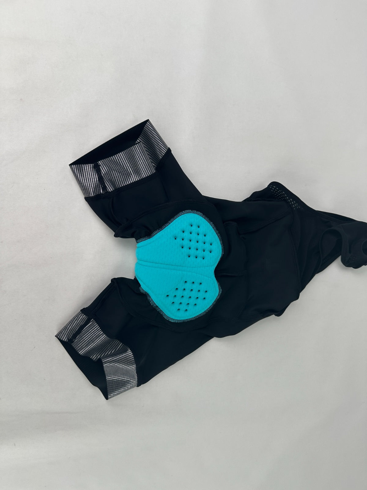 KIDS BIB BLACK